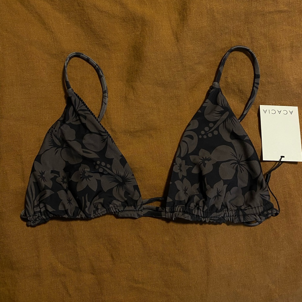 NWT Acacia Swimwear Gigi Top